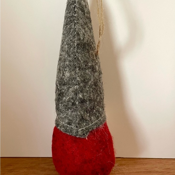 Gnome Ornaments, felted wool, 8” tall, set of 8 NEW - Picture 3 of 3